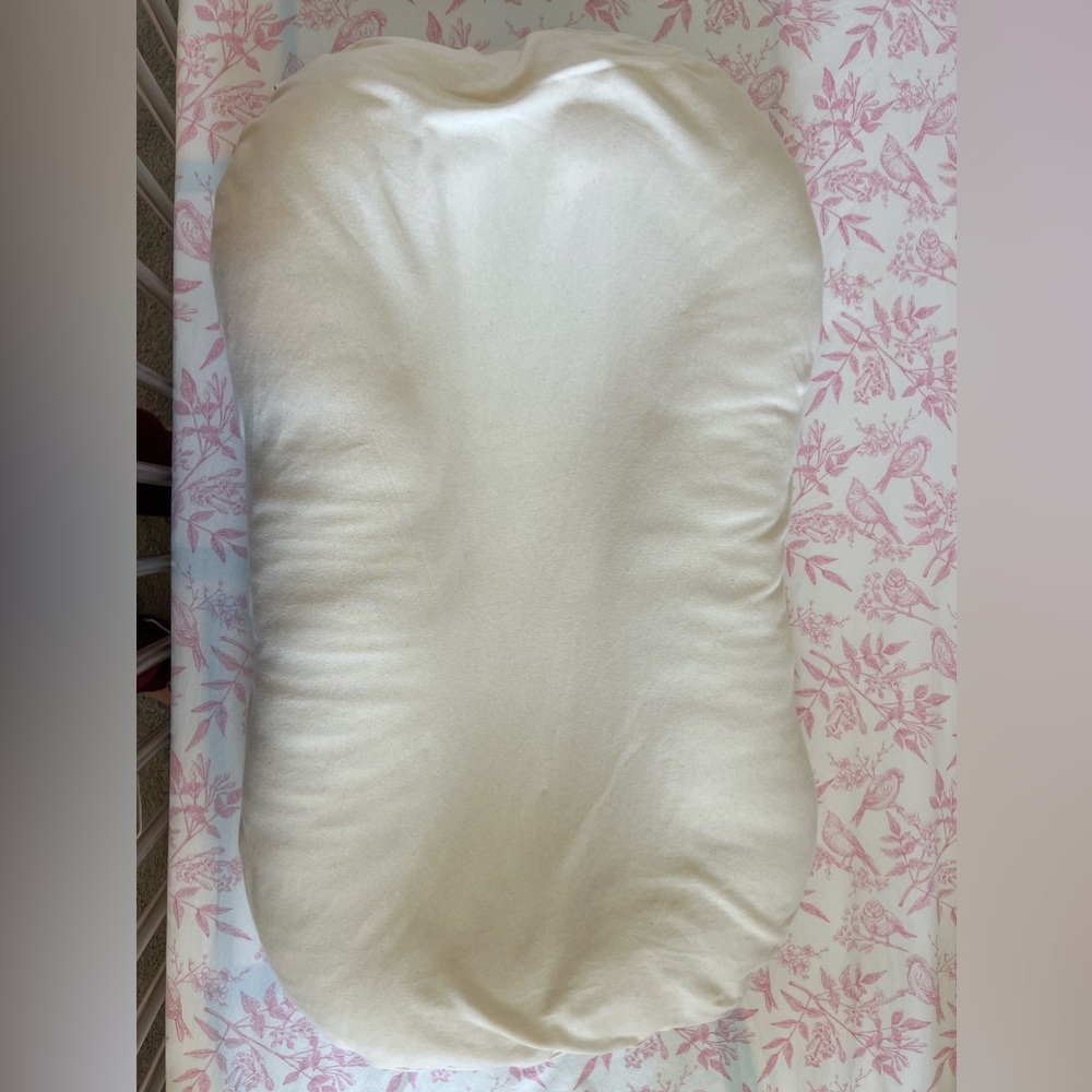 Snuggle Me Organic Lounger With Cover